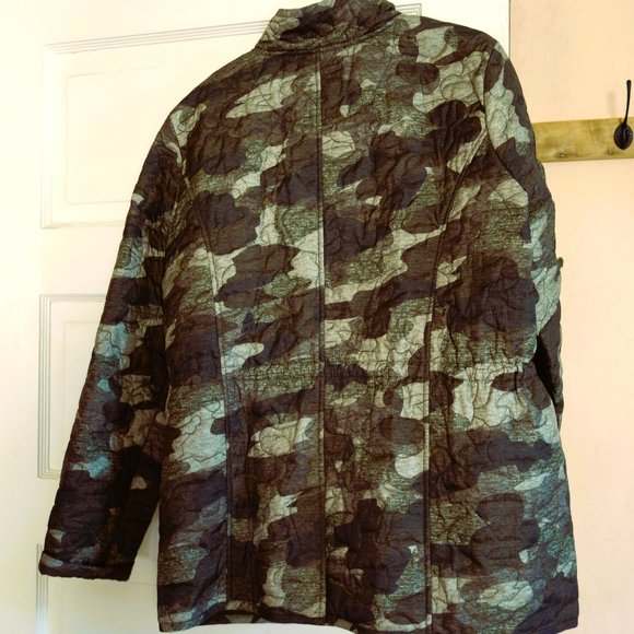 Isaac Mizrahi Live! SOHO Nylon Quilted Green Camo Print Anorak Jacket Size L - Picture 2 of 7